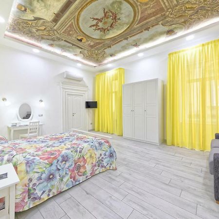 B&B Rest A Napoli Εξωτερικό φωτογραφία