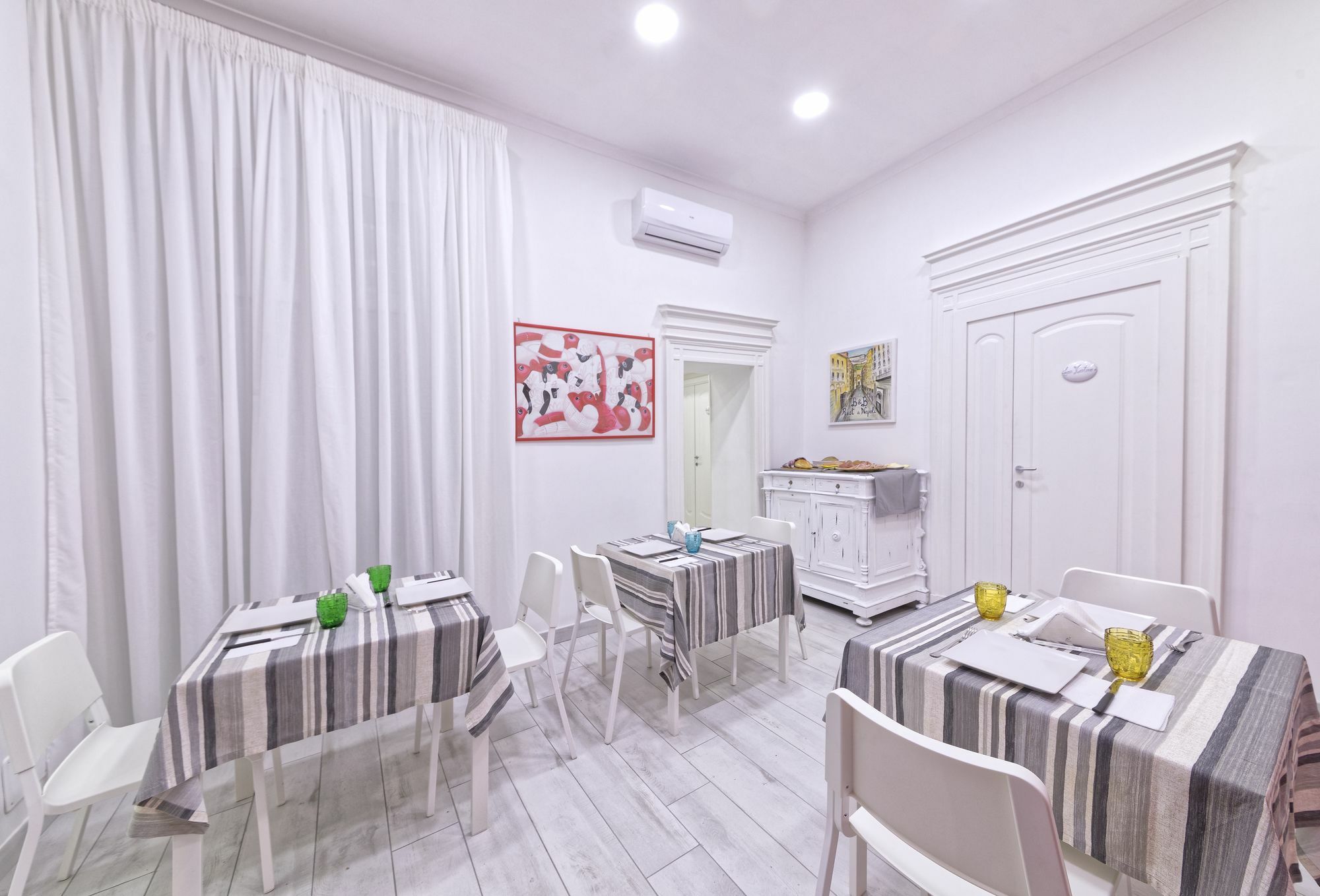 B&B Rest A Napoli Εξωτερικό φωτογραφία