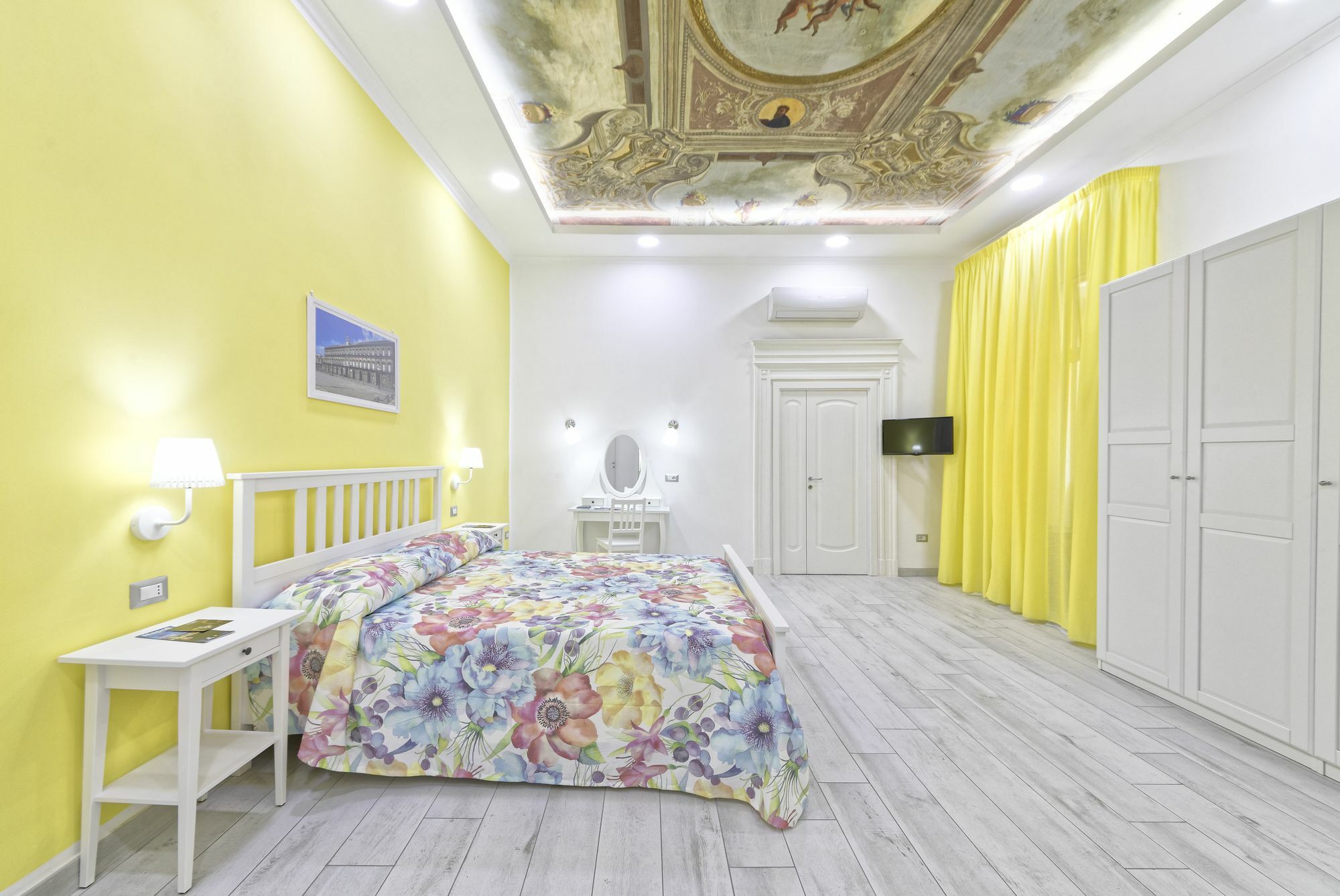 B&B Rest A Napoli Εξωτερικό φωτογραφία
