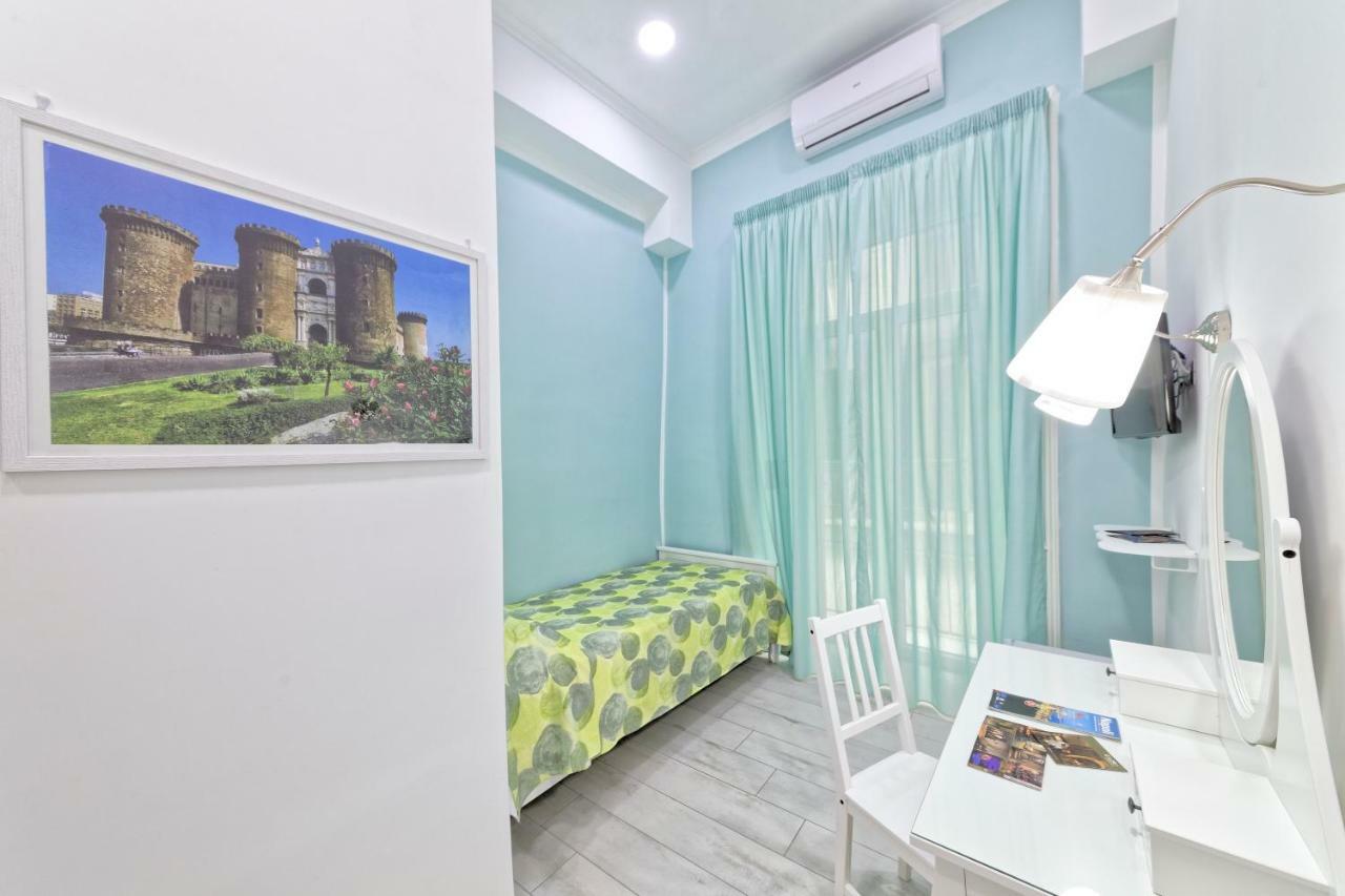 B&B Rest A Napoli Εξωτερικό φωτογραφία