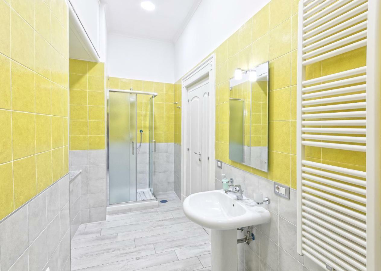 B&B Rest A Napoli Εξωτερικό φωτογραφία