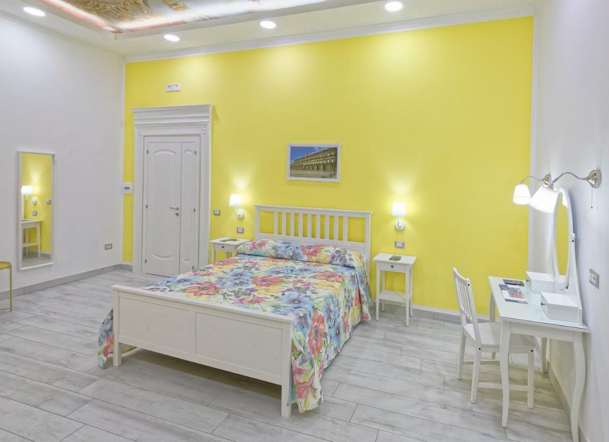 B&B Rest A Napoli Εξωτερικό φωτογραφία
