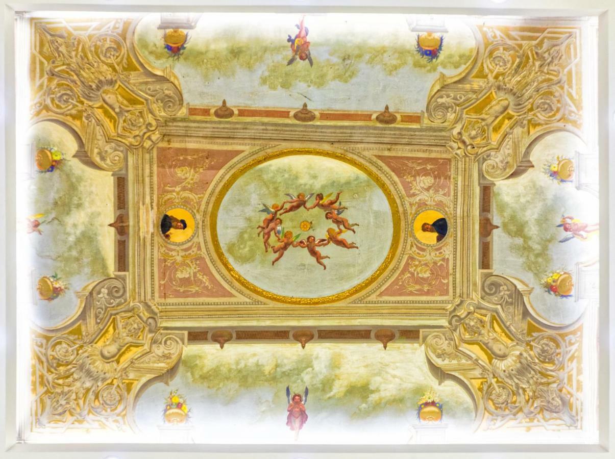 B&B Rest A Napoli Εξωτερικό φωτογραφία